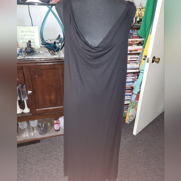 Dress - Picture 3 of 7